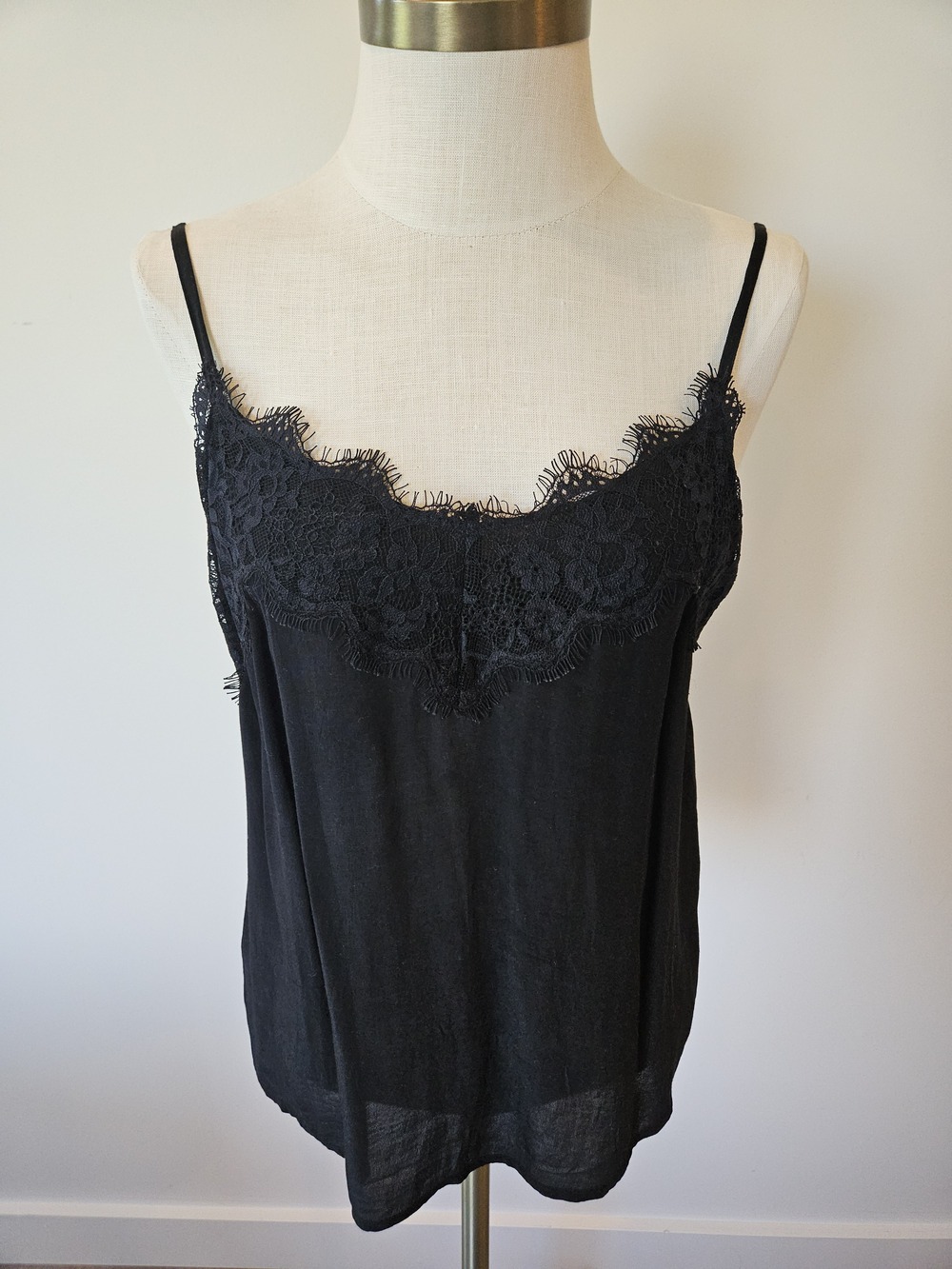 Abercrombie & Fitch Black Lace Trim Camisole Size M